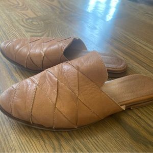 Seychelles mule size 8